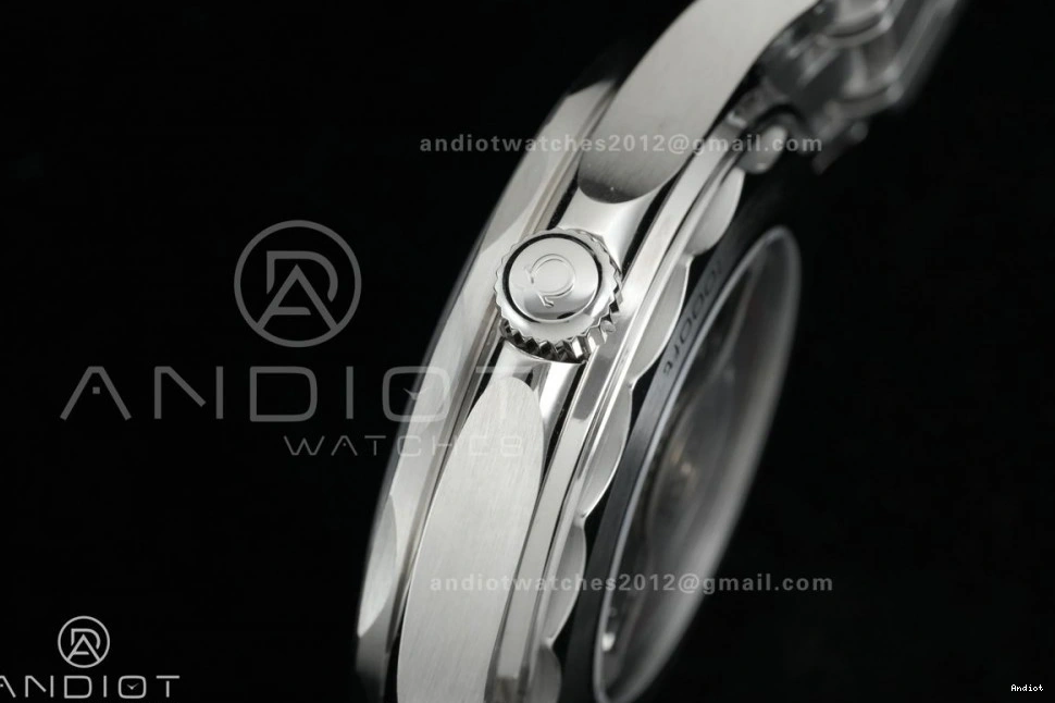 1:1 Edition Black Seamaster Bezel Clone Super Ceramic Asian Dial V4 Best 8800 Diver SS Black On VSF Bracelet 300M 0106